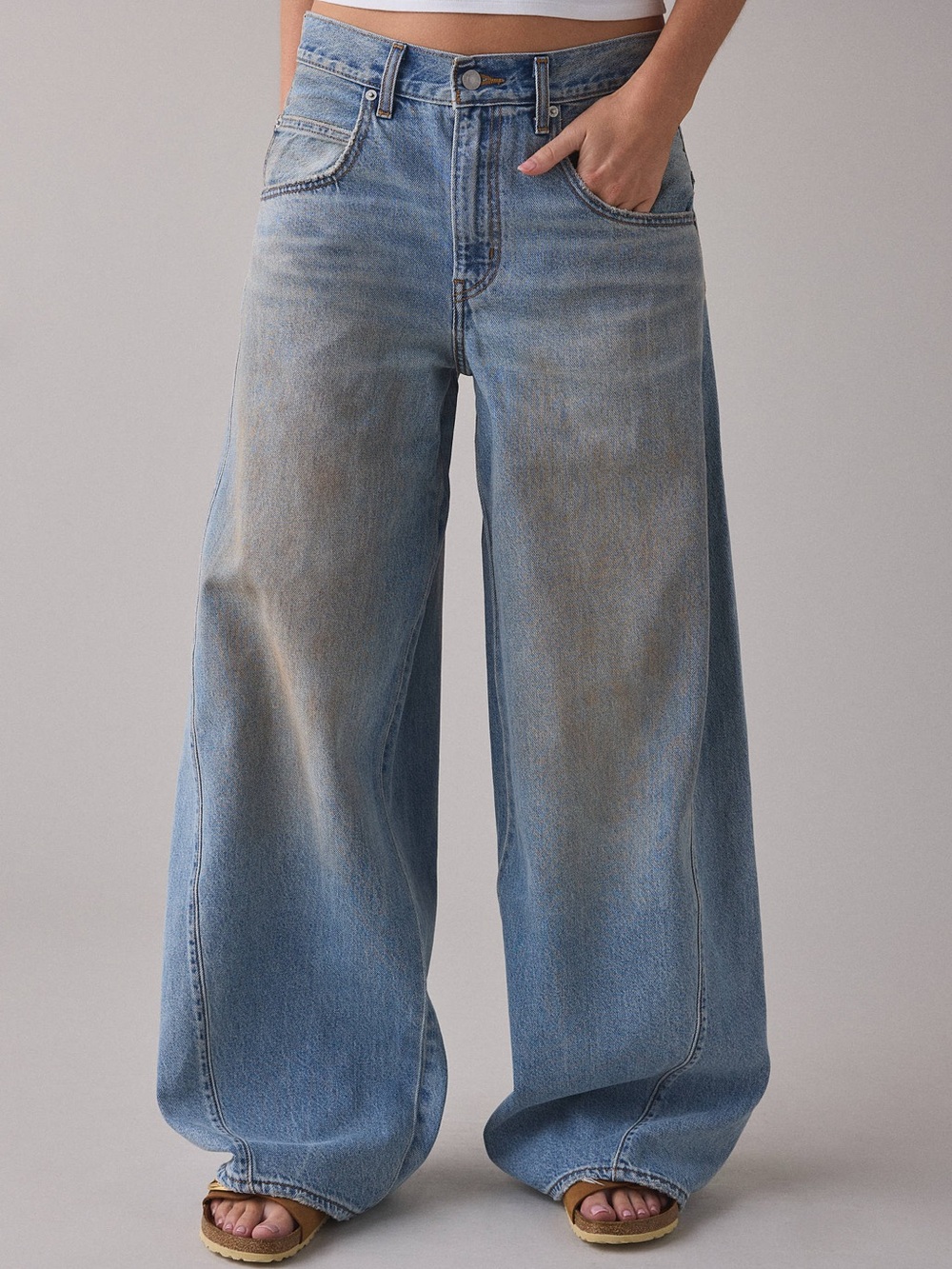 Levi’s Super Baggy Barrel Jean